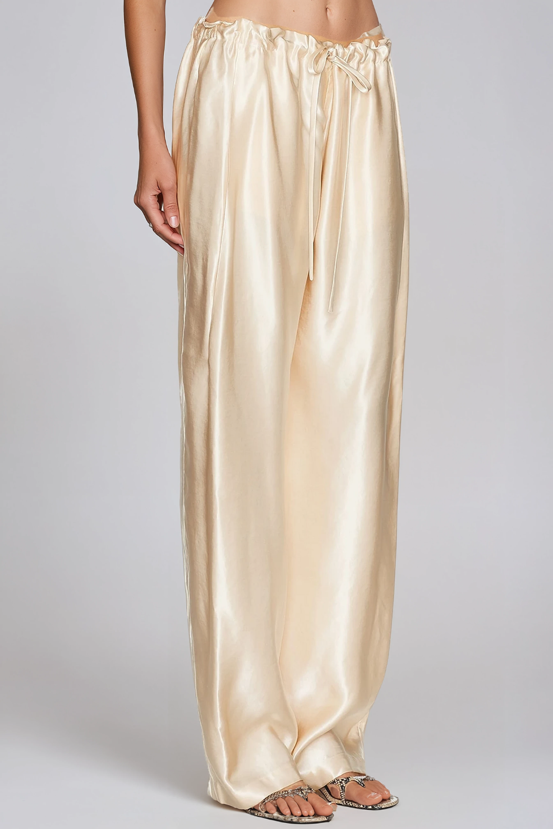 Haraldur Spaghetti Ruffle Pants Set