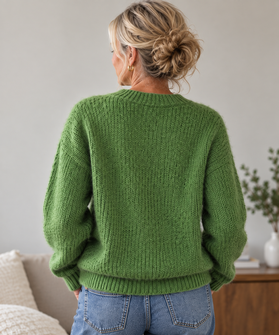 Charlotte | Green Cute Sheep Sweater