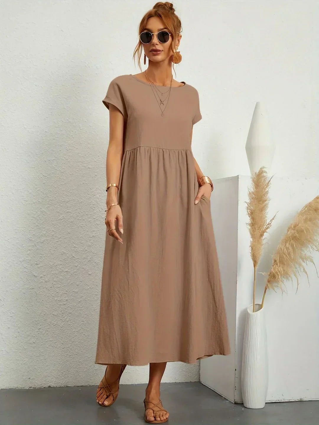 Gabrielle | Fluid midi dress of timeless elegance