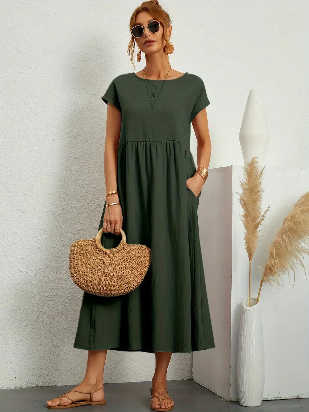 Gabrielle | Fluid midi dress of timeless elegance