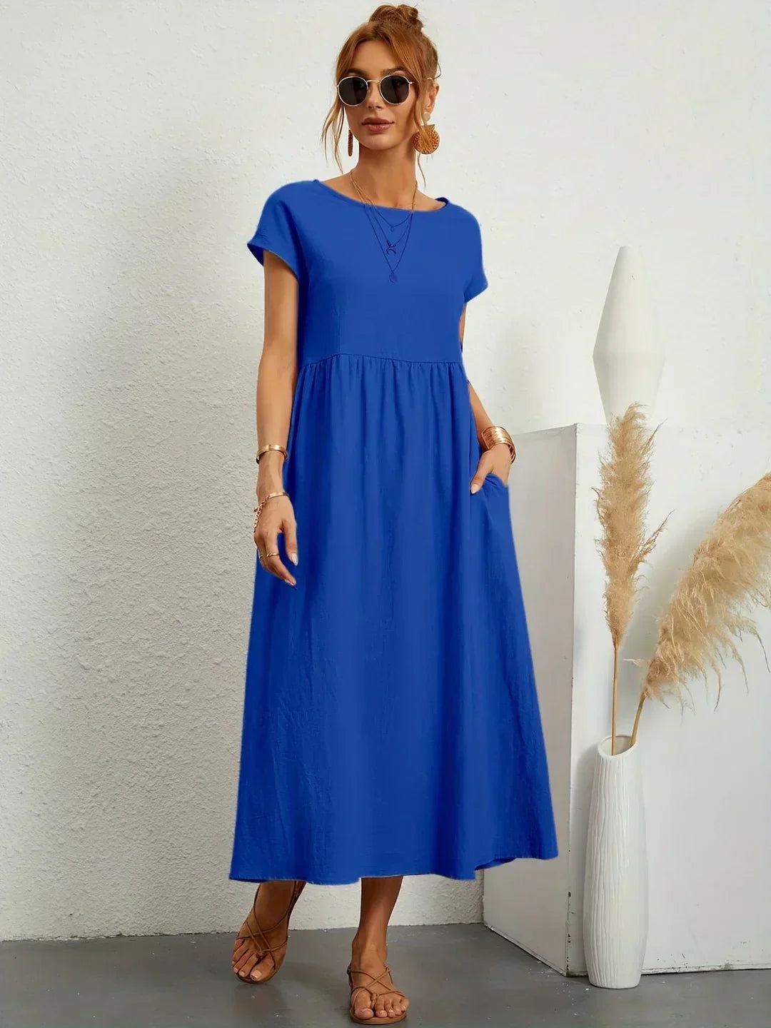 Gabrielle | Fluid midi dress of timeless elegance